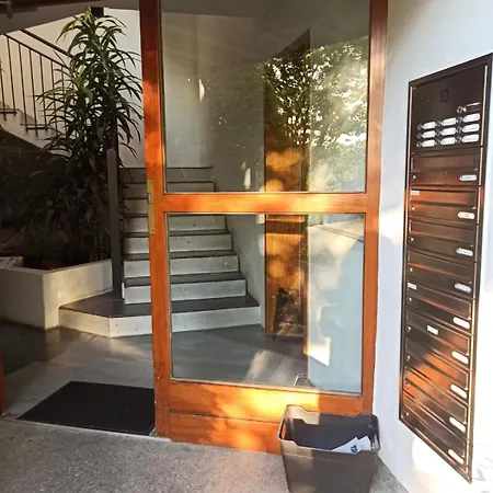 Einzimmerwohnung Mit Doppelbett